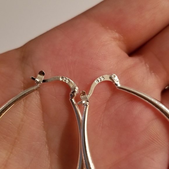 1.5" Sterling Silver Oval Hoops - Picture 5 of 6